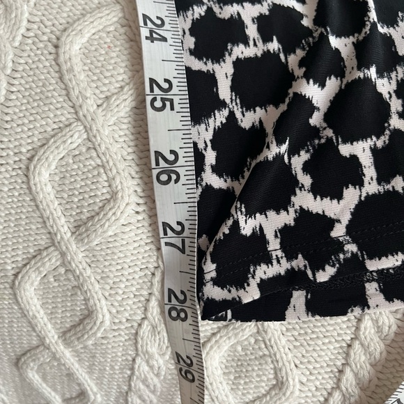 Jones Studio Stylish Black and White Patterned Women's Pants Size 1X - Picture 12 of 14